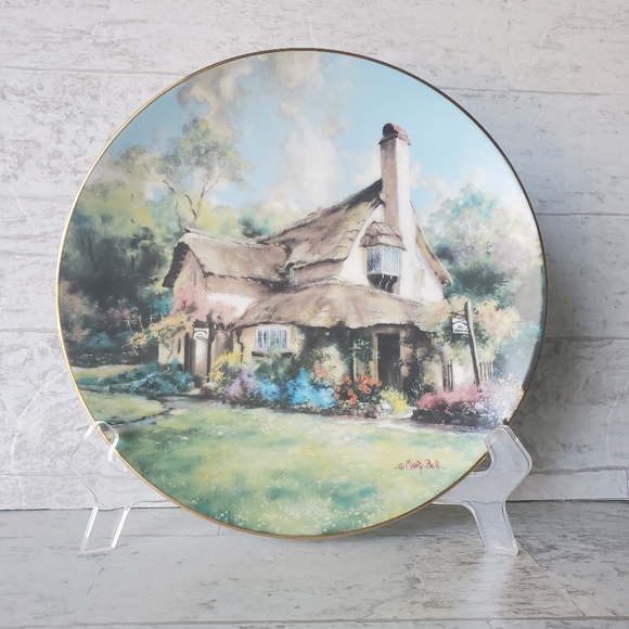 English Country Cottage Plate by Marty Bell - Picture 1 of 5